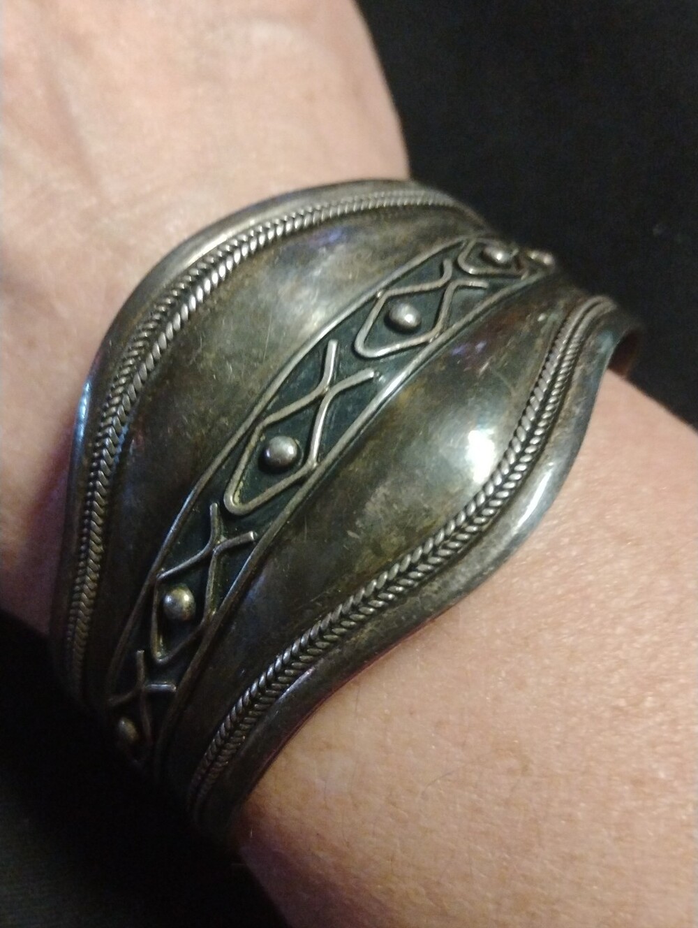 Vintage Alpaca Silver Southwestern 'wave'  Cuff Bracelet